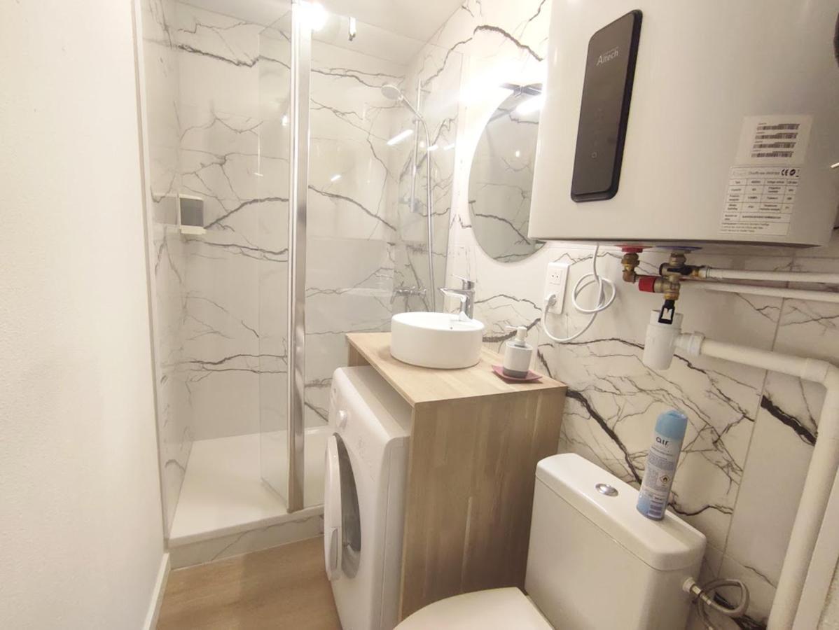 Le Cerf Charmant, T2, Luchon, Wifi, Balcon, Ascenseur, 4 Personnes Bagnères-de-Luchon Dış mekan fotoğraf